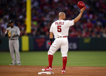 Dominicano Pujols desplazó a Ruth de 5to puesto en históricos de impulsadas