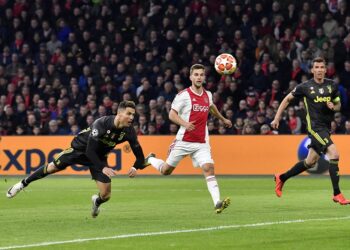 Pese a gol de Cristiano, Ajax rescata empate 1-1 ante Juve