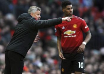 Solskjaer busca otra remontada en Camp Nou, 20 años después