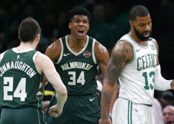 Milwaukee quedó a un paso de la final del Este luego de 18 años