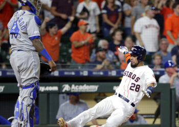 Chirinos y Rondón lucieron en triunfo de Astros ante Reales