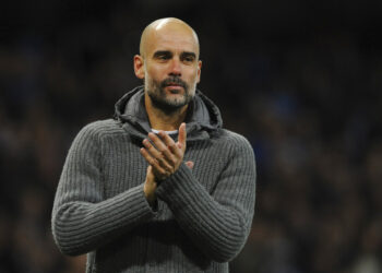 Cetro de la Liga Premier se decide en la última fecha