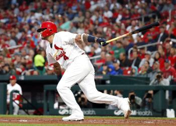 Ozuna y Molina lideran a Cardenales en paliza sobre Piratas