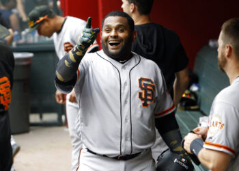 Con jonrón de Sandoval en la 10ma, Gigantes se imponen