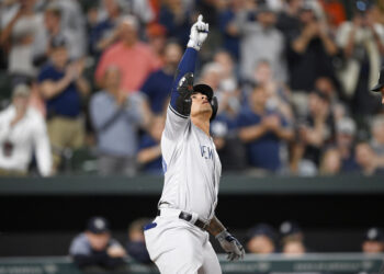 Torres es la pesadilla de Orioles: dos nuevos cuadrangulares para su lista