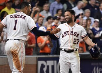 Altuve asiste en crisis humanitaria en Venezuela
