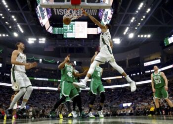 Antetokounmpo cobró desquite ante Boston