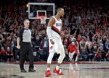 Blazers gana a Denver tras disputar cuatro prórrogas y toman ventaja 2-1 en serie