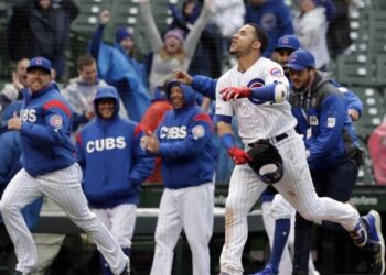 Contreras decide con jonrón en 15to para Cachorros