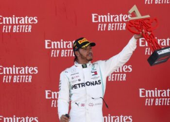 Hamilton vence a Bottas en GP de España; 5to 1-2 de Mercedes