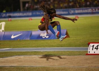 Caterine Ibargüen busca en Tokio título antes de retirarse