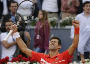Djokovic derrota a Tsitsipas y gana su 3er título de Madrid