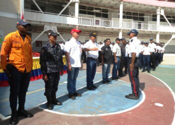 Juramentaron a 11 estudiantes delegados en la Unes de Anzoátegui