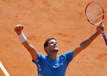 Thiem corta racha a Djokovic y es finalista en Abierto de Francia
