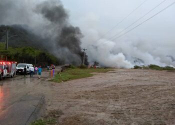 Tres personas perecieron en incendio registrado este sábado en Guanta