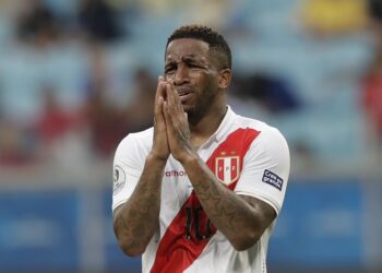 Perú: Farfán fuera de la Copa América por lesión en rodilla