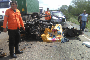 Choque de vehículos cobró la vida de dos conductores