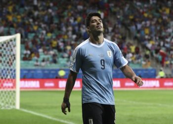 Otro amargo capítulo para Luis Suárez en Brasil