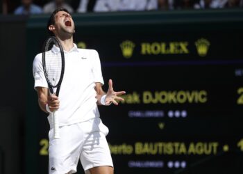 Djokovic llega a final de Wimbledon por sexta vez
