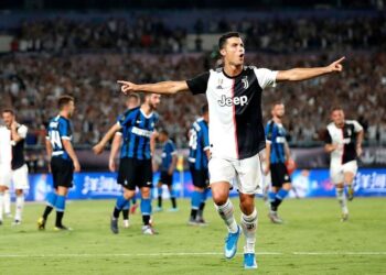 Ronaldo, Messi, Rapinoe nominados a premios de la Fifa