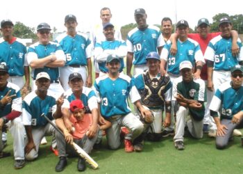 Ena-Ka BBC se proclamó monarca del béisbol súper máster