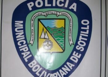 Oficiales porteños atraparon a un presunto delincuente