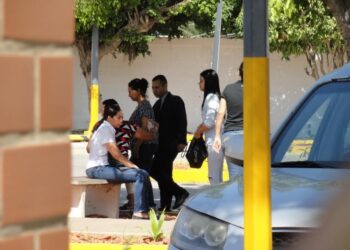 Murió técnico en refrigeración en vuelco de vehículo en Barcelona