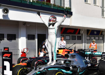Con acertada estrategia Hamilton logra imponerse en el GP de Hungria