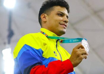 Venezolano Canelón falla en 3er intento por oro en keirin