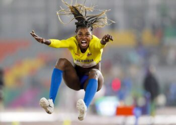 Colombiana Ibargüen se lesiona y pone en duda duelo contra Yulimar Rojas en Lima