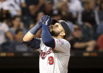 Pineda luce sólido, González pegó jonrón y Mellizos batió a Medias Blancas (+Video)