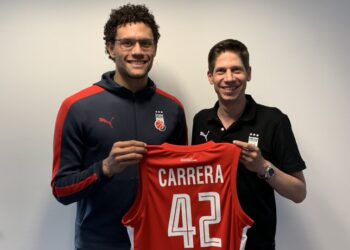 Michael Carrera fue presentado en Alemania