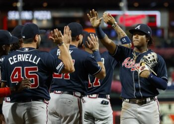 Foltynewicz y Acuña Jr. se lucen en triunfo de Bravos (+Video)