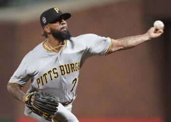 Policía: Vázquez intentó tener relaciones con menor