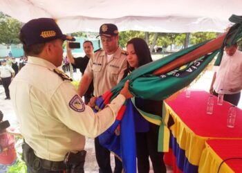 Polisotillo realizó acto de transmisión de mando