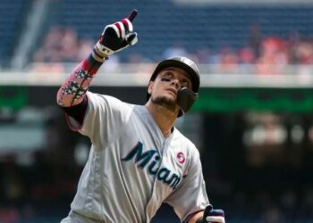 Miguel Rojas lamentó la grave lesión de Christian Yelich (+Fotos)