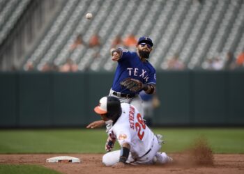 Vigilantes aplasta a Orioles con jonrón de Odor y completó una barrida en serie de cuatro juegos