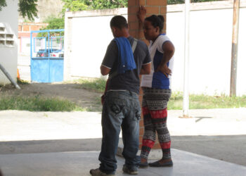 Un obrero murió tras caer de un camión recolector de basura