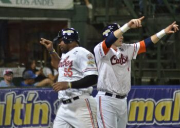 Sardiñas y Reyes guiaron el primer triunfo como manager de Jackson Melián en la Lvbp