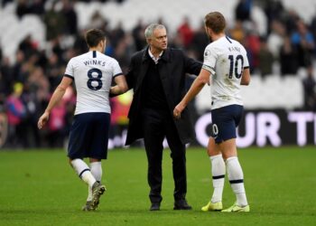La era Mourinho en Tottenham inició con triunfo