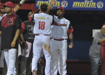 Cardenales derrotó a Caribes por tercera vez en dos días
