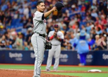 Carrasco y Pérez, honrados por periodistas de Cleveland