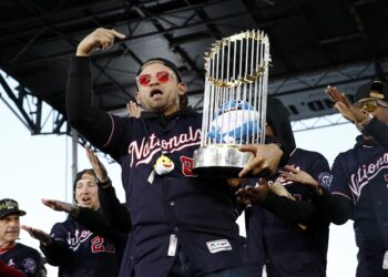 Fanáticos de Nacionales vitorean a sus ídolos (+Fotos y video)