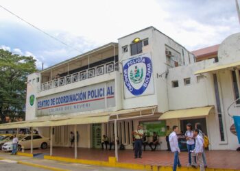 Buhonero reportó supuestos excesos de Polibolívar