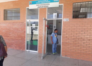 Murió obrero al caer de una platabanda