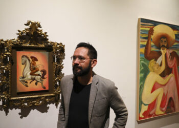 Familia de Emiliano Zapata visita polémica pintura