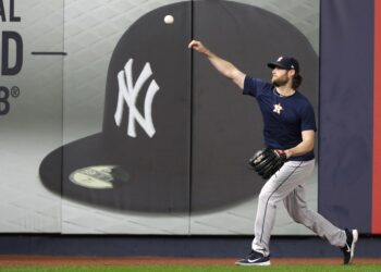 Fuente AP: Yanquis y Cole pactan por 324 millones