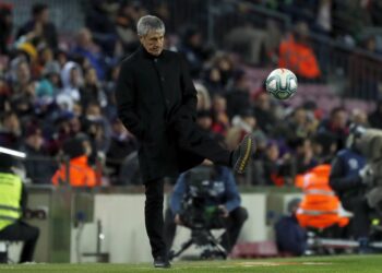 Messi le da a Setién un comienzo ganador con el Barcelona