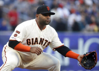 Sandoval vuelve con Gigantes con contrato de ligas menores