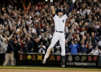 Jeter, sin unanimidad, va al Salón de la Fama junto con Walker